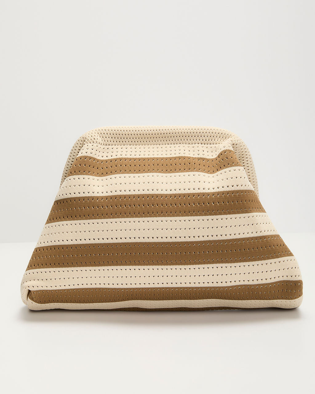 Lumie Gestreepte Geperforeerde Pouch Clutch